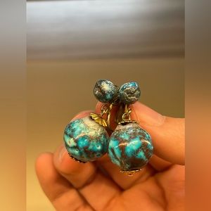 Vintage volcanic blue snap on earrings